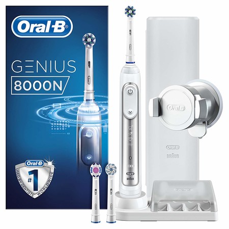 El cepillo eléctrico Oral-B Genius 8000N CrossAction está rebajado a 104,99 euros en Amazon