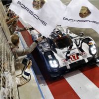 Webber, Bernhard y Hartley, campeones del mundo de resistencia con Porsche 