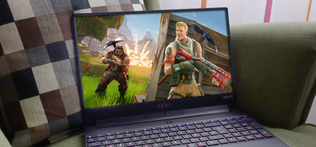 Gigabyte Aero 15, análisis: un portátil a la última que se siente igual de cómodo en la oficina que en una «quedada gaming»
