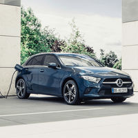 El Mercedes-Benz Clase A híbrido enchufable ya está aquí: con de 73 km de autonomía eléctrica, arranca en 39.350 euros