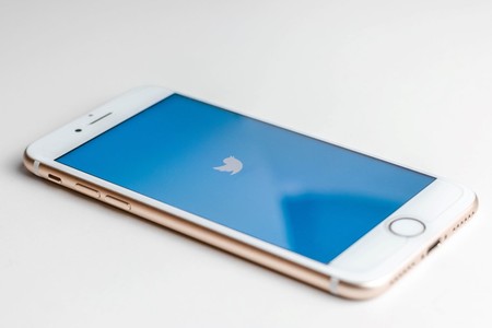 Un modelo de suscripción en Twitter, la posibilidad a la que apunta una oferta de trabajo de la compañía