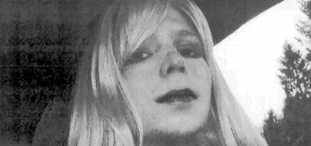 Chelsea Manning sale de la cárcel siete años después: así celebra sus "primeros pasos de libertad"