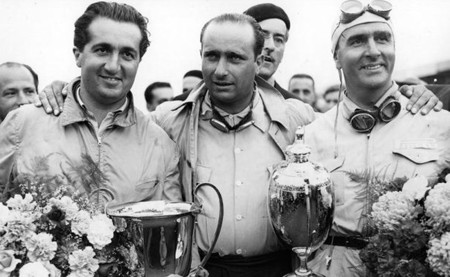 Alberto Ascari y Juan Manuel Fangio (y Giuseppe 