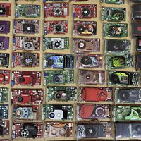 Esta mujer le dijo a su esposo que "empacara ligero" para una mudanza, pero este cuenta con toda una colección de 70 GPU de NVIDA que abarca toda su historia 