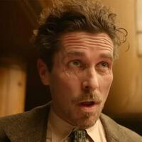 Christian Bale confiesa que esta comedia de 1997 es su película favorita: "Una vez la vi dos noches seguidas y lloré de risa las dos veces" 