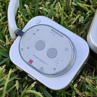 Bonitos, con mucha batería y un buen precio. Así son estos auriculares Nothing que tienen un diseño cuanto menos peculiar