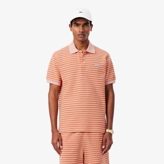 Polo texturizado de rayas de corte clásico
