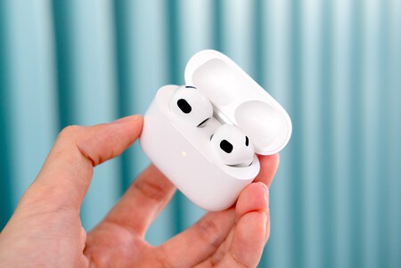 Ya puedes actualizar tus AirPods Pro y AirPods 3 a la versión 4A402 y 4B66