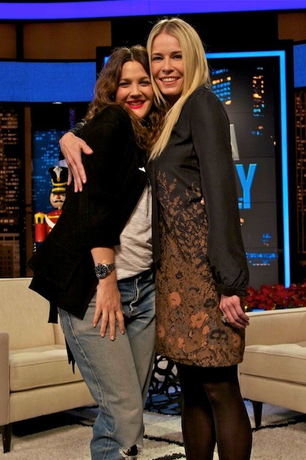 Regalos rarunos de San Valentín: Drew Barrymore se borra sus seis tatuajes “por amor”