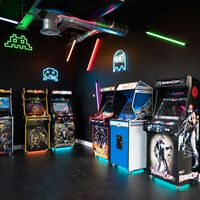Los más nostálgicos están de suerte: Esta máquina recreativa con WiFi y marquesina iluminada se desploma y marca precio mínimo histórico