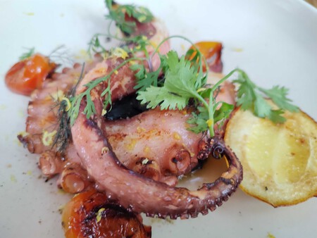 Castizo Roma: el restaurante de CDMX con rooftop, cocina española y terraza con una de las vistas más bonitas de Plaza Río de Janeiro