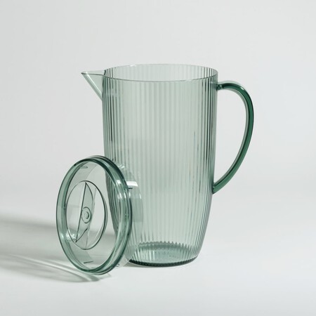 Jarra Acanalada Verde Maisons du Monde