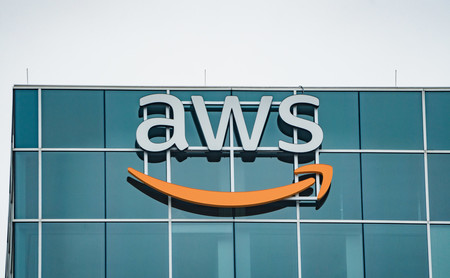 Amazon Web Services lanza Brakets para llevar la computación cuántica a la nube