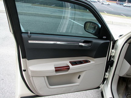 Chrysler 300C Rolls Royce