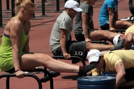 Ejercicios Crossfit (XVIII): L- sit o isométrico en L