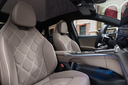 Mercedes Benz C 400 4matic asientos