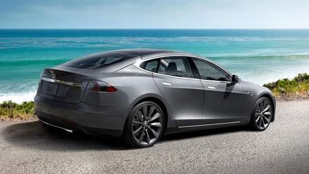 ¿Tendremos un Tesla Model S AWD y con una batería de más de 100 kWh?