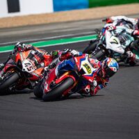 Álvaro Bautista recuperó brío en Magny-Cours y reflexiona sobre Ducati: "No se si será lo mismo que hace dos años" 