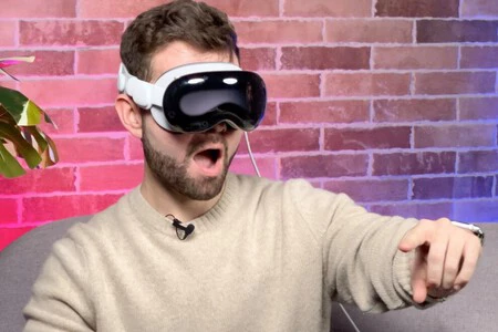 私たちの同僚、ザタカ出身のマリオ・アロヨは、Vision Pro の最初のテストで幻覚を見ました