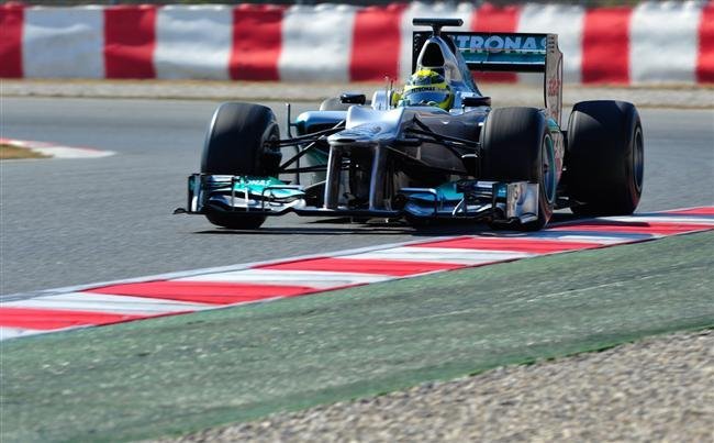 Nico Rosberg cree que retrasar el estreno del Mercedes W03 fue una buena idea