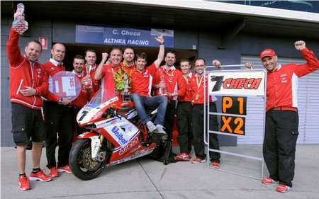 Luz entre tanta oscuridad, MarcaTV apuesta por Superbikes