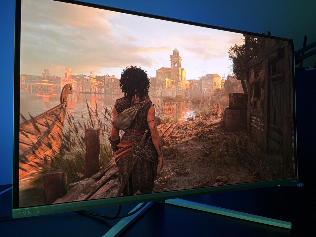 Philips Evnia 32M2N8900P: El monitor QD-OLED que mejora el brillo en escritorio