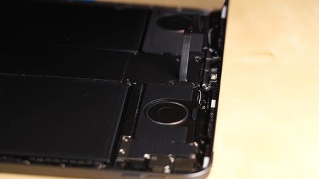 El despiece del iPad Pro (2020) confirma los 6 GB de RAM y detalles sobre su nueva cámara