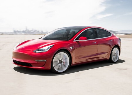 Tesla Model 3 2018 1600 04