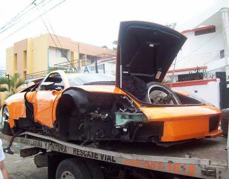 Lamborghini Murciélago butanero sufre un problema eléctrico