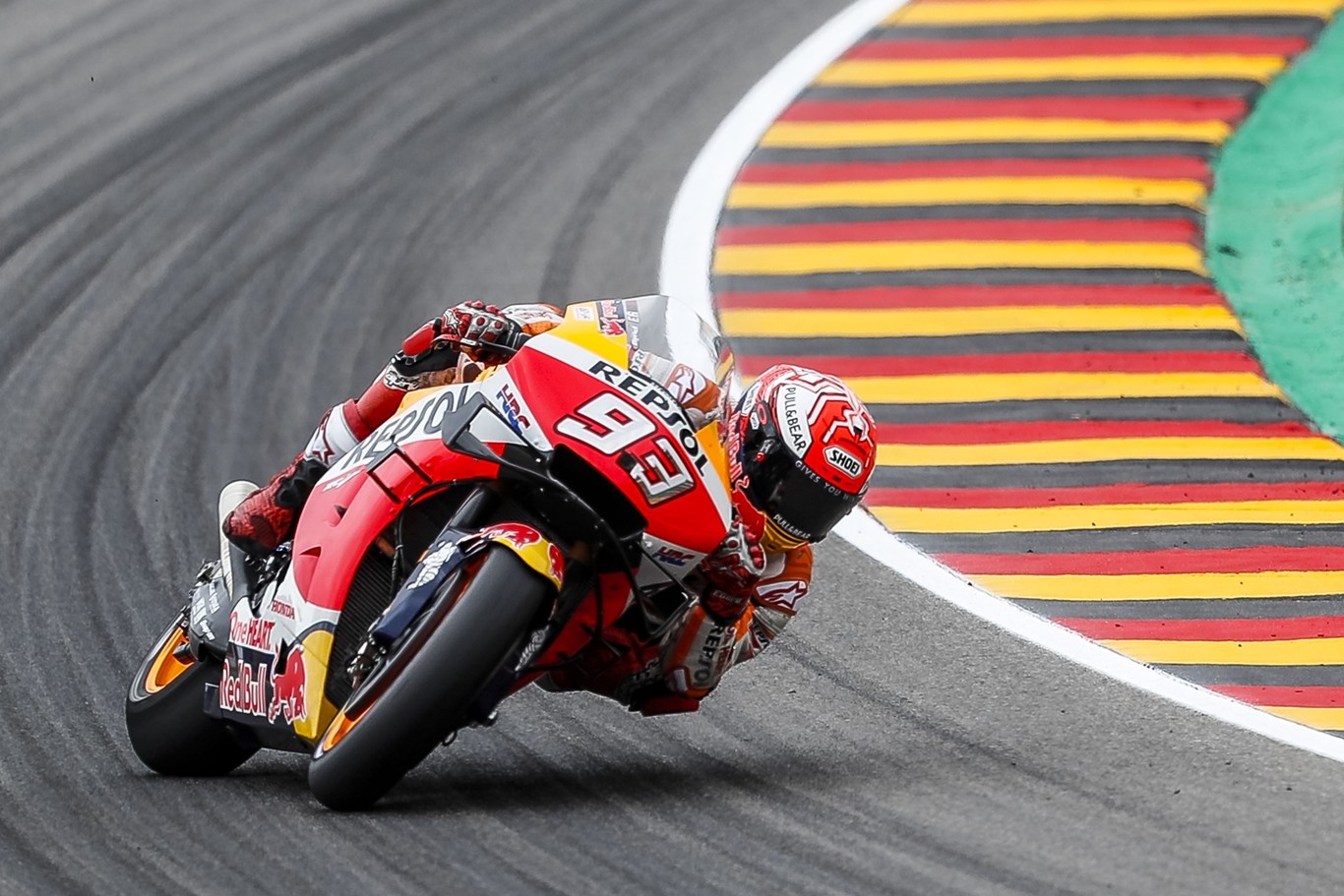 ¡Aplastante! Marc Márquez domina en Alemania para conseguir su décima consecutiva en Sachsenring