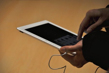 Cuando vas a contrapié, el iPad 2 obliga a la competencia a empezar de cero