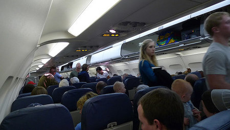 ¿Viajar en aviones separados?