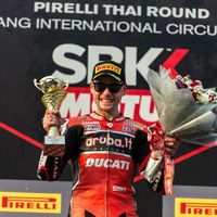 Para Chicho Lorenzo "el nivel en WSBK es penoso. Bautista les ha dejado con el culo al aire"