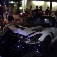 Este pobre e impresionante Corvette C7 Z06 pagó los pecados de su dueño