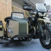 Los chinos fusilan a Moto Guzzi una moto de arriba abajo, le ponen sidecar y la van a traer a Europa para el carnet A