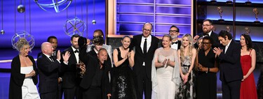 Todos los ganadores de los premios Emmy 2025. 'Adolescencia' es la gran triunfadora en una noche que consagra a 'The Studio' y 'The Pitt'