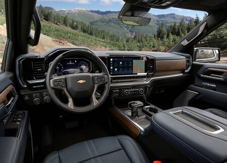 Chevrolet Silverado 2022 1600 0b