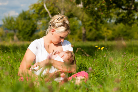 Una investigación confirma que la leche materna de todas las madres es buena