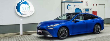 El hidrógeno es el elemento más abundante del universo pero no en las gasolineras: los dueños del Toyota Mirai han demandando a la marca porque no pueden ni usarlo