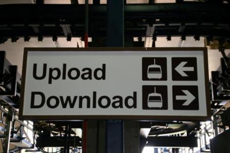 La Policía Nacional detiene a dos uploaders a los que acusa de subir 3.000 series y películas