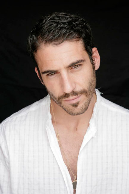 Miguel Ángel Silvestre, estás divina de la muerte, nena...