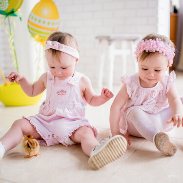 Nombres bonitos para parejas de niñas gemelas y mellizas 