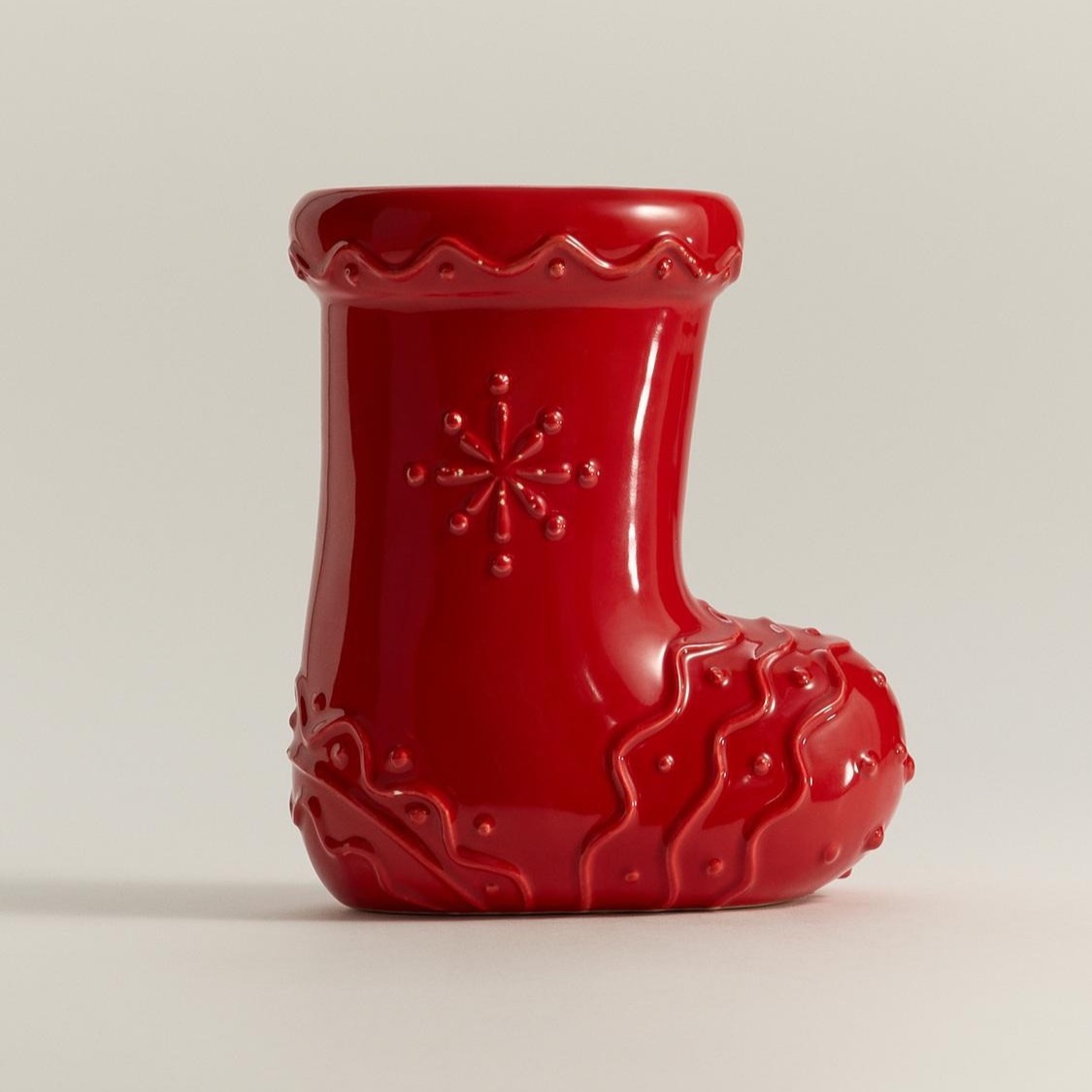 Bote de utensilios con forma de calcetín navideño