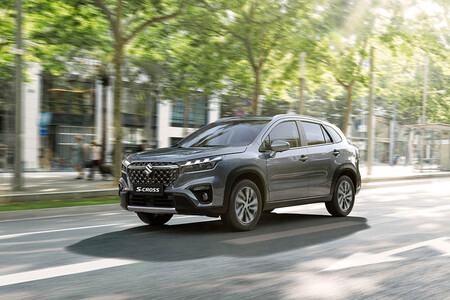 El nuevo Suzuki S-Cross cambia por completo su diseño, pero sigue siendo el mismo SUV mild-hybrid que hasta ahora