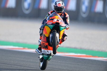 Acosta Valencia Moto3 2021