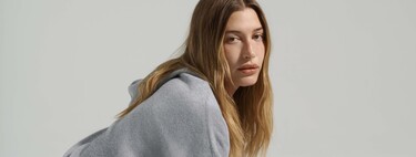 Las cinco tendencias en zapatillas de deporte que Hailey Bieber nos muestra cómo combinar en su campaña con Superga