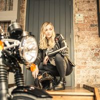 La Triumph Thruxton quiere Thrustonizarte este verano con 900 euros de regalo