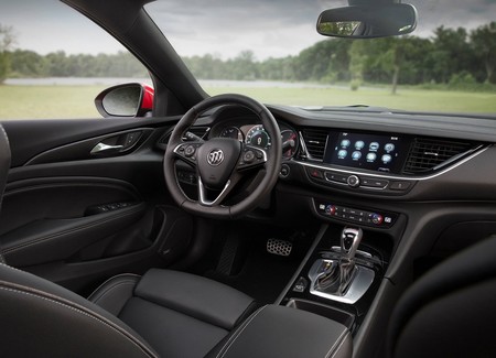 Buick Regal 4