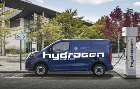 La nueva Citroën ë-Jumpy ahora funciona con hidrógeno y además se puede enchufar para tener más autonomía