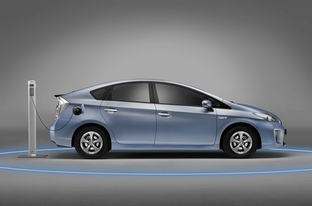 El Prius Plug-in está al caer